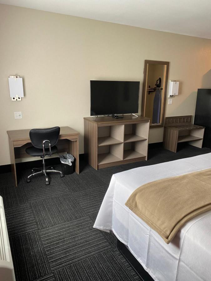 Hotel Desoto Olive Branch Esterno foto